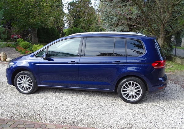 Volkswagen Touran cena 79800 przebieg: 68250, rok produkcji 2018 z Toruń małe 781